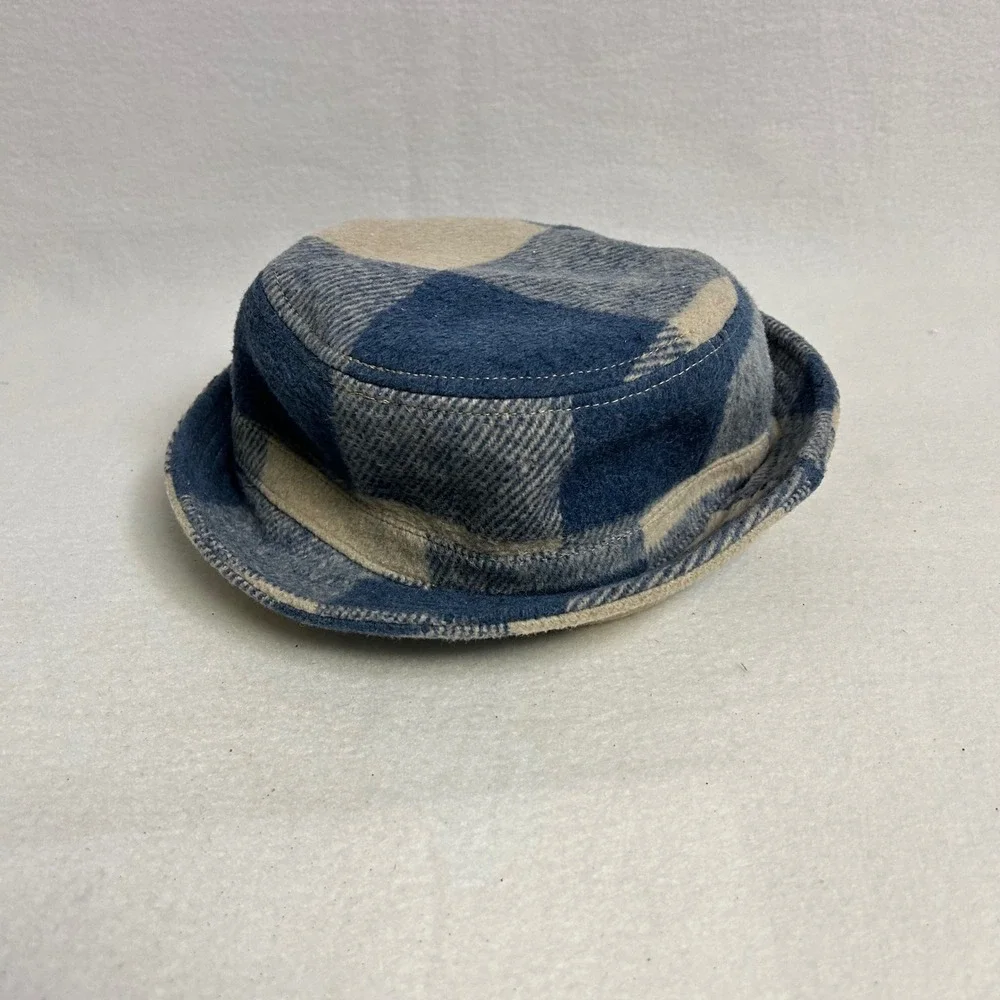 Gorpcore American Eagle Womens OS Blue Plaid Wool Blend‎ Winter Bucket Hat
